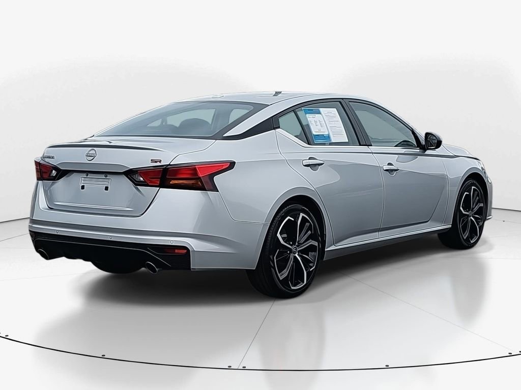 Used 2023 Nissan Altima 2.5 SR image 5