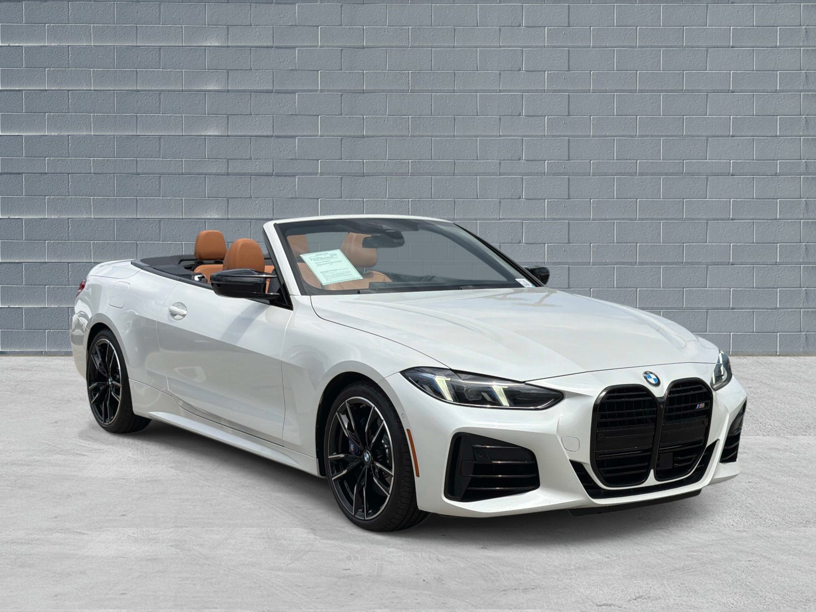 Used 2026 BMW M440i Convertible RWD image 1