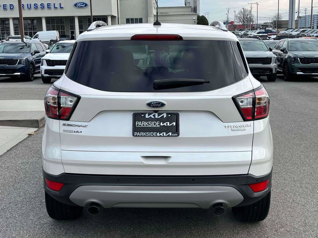 Used 2017 Ford Escape Titanium image 33