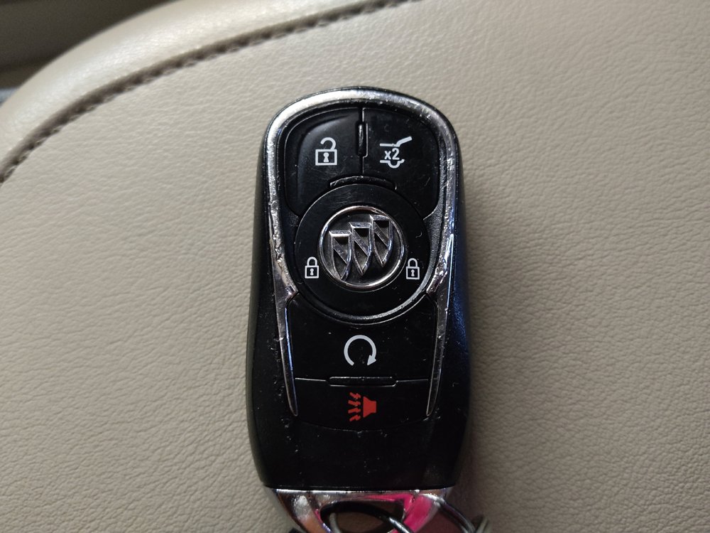 Used 2018 Buick Enclave Premium w/ Experience Buick Package FWD image 32