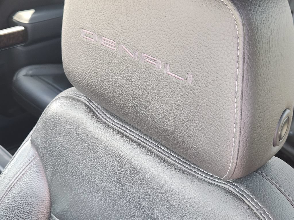Used 2020 GMC Sierra 1500 Denali w/ Driver Alert Package II RWD image 15