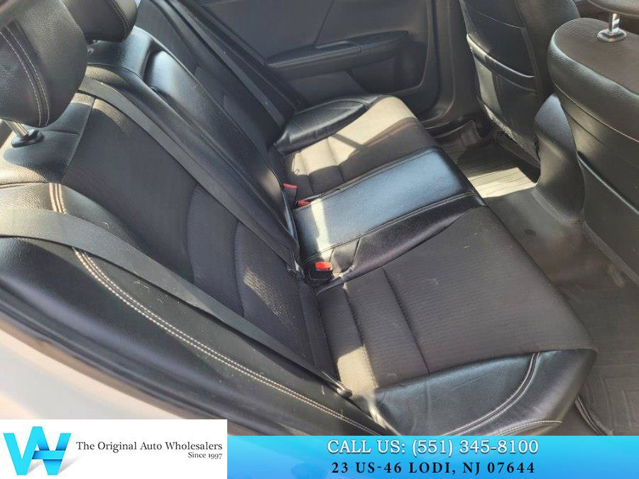 Used 2017 Honda Accord Sport image 16