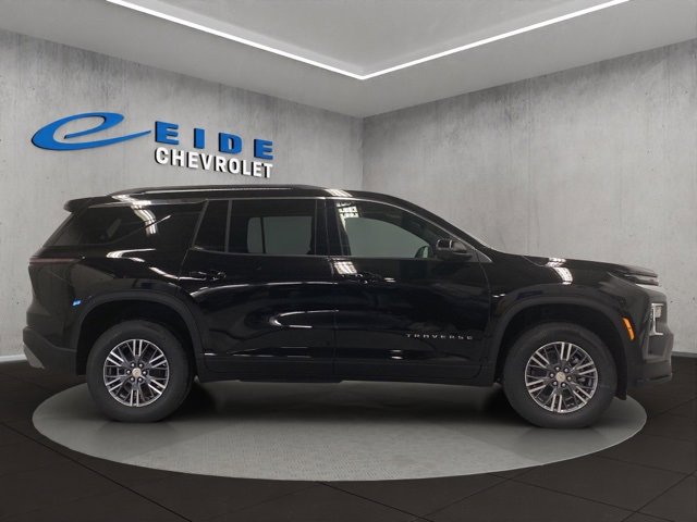 New 2026 Chevrolet Traverse LT w/ Driver Confidence Package video 2