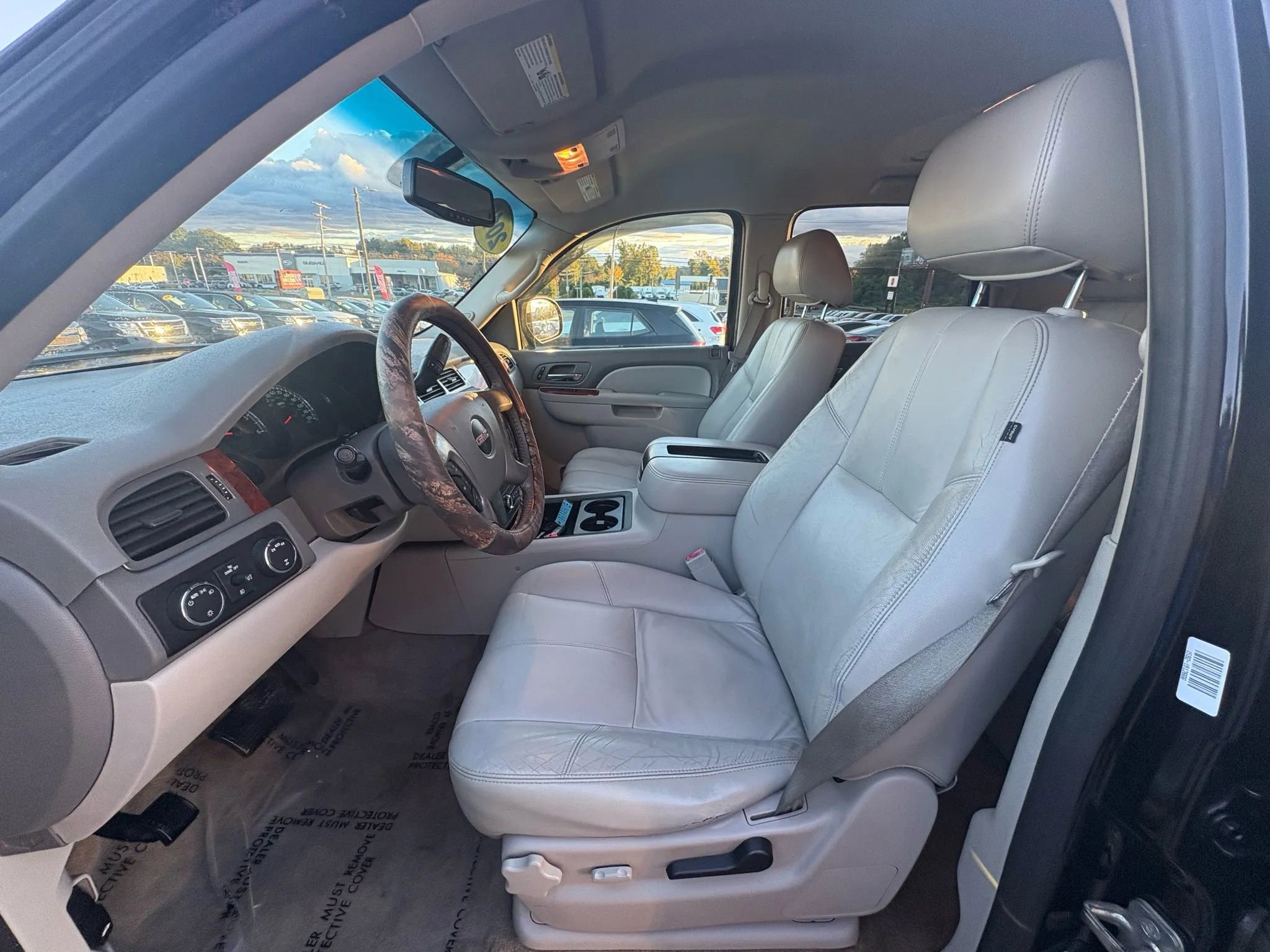 Used 2012 GMC Yukon SLT image 15
