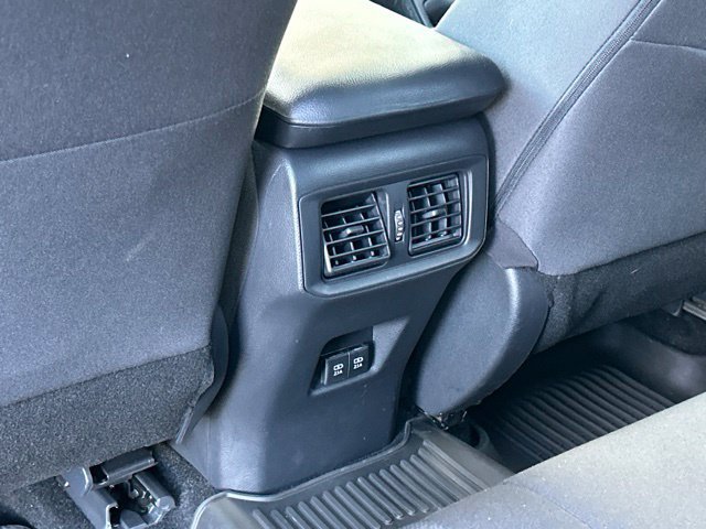 Used 2020 Toyota RAV4 XLE w/ Convenience Package AWD/4WD image 35