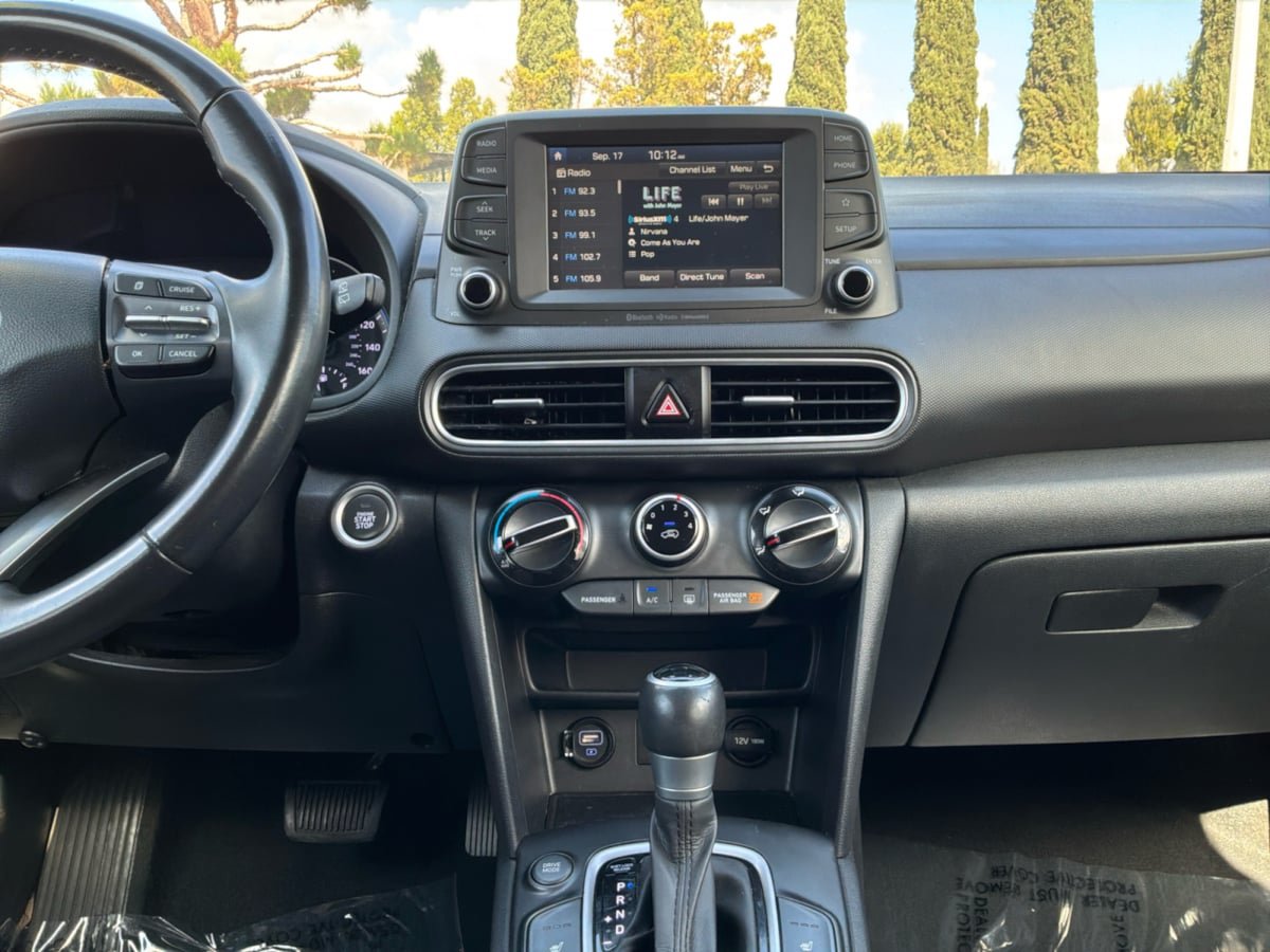 Used 2021 Hyundai Kona SEL w/ Cargo Package FWD image 15