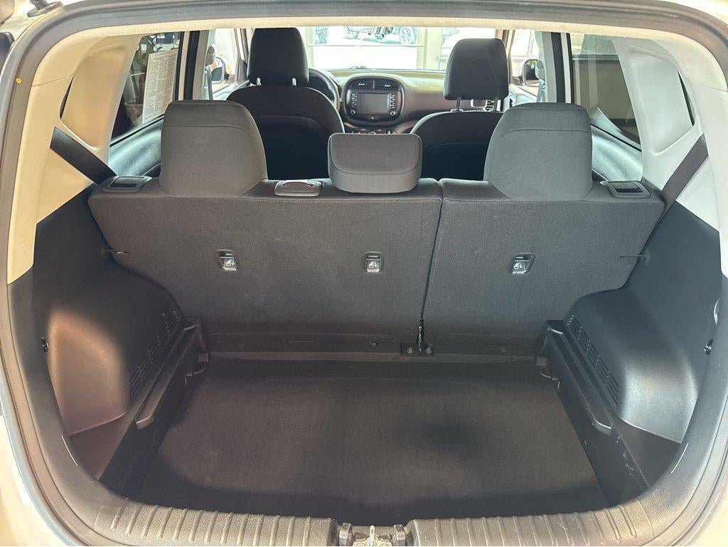 Used 2021 Kia Soul LX FWD image 33