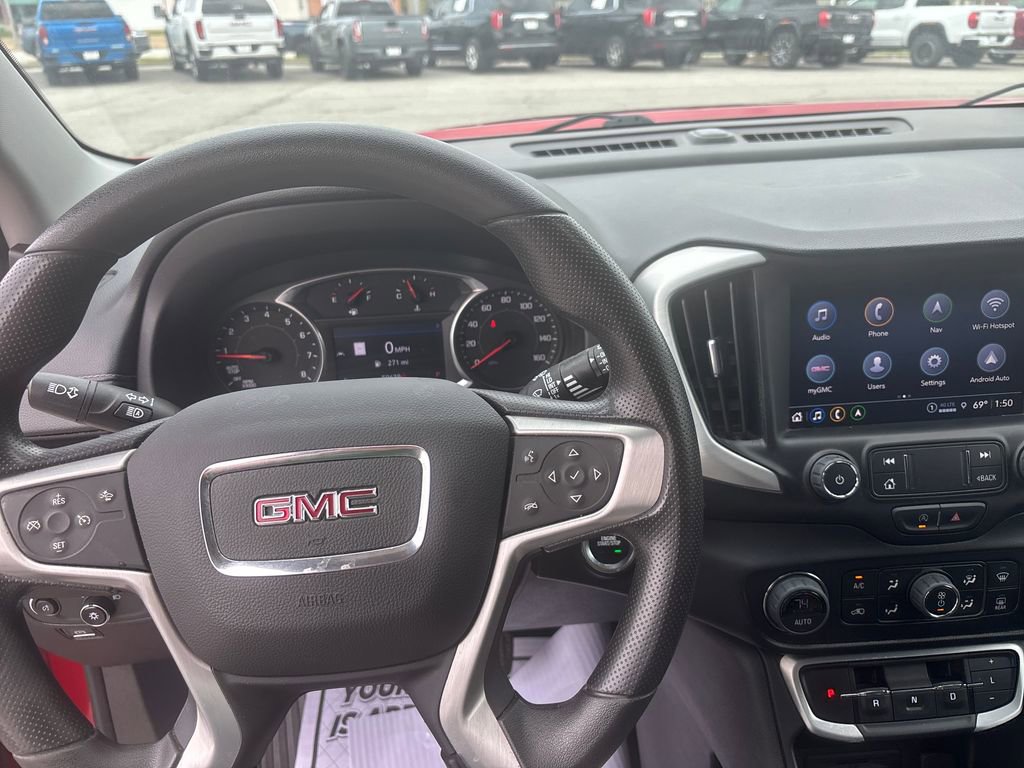 Used 2022 GMC Terrain SLE w/ Driver Convenience Package image 18