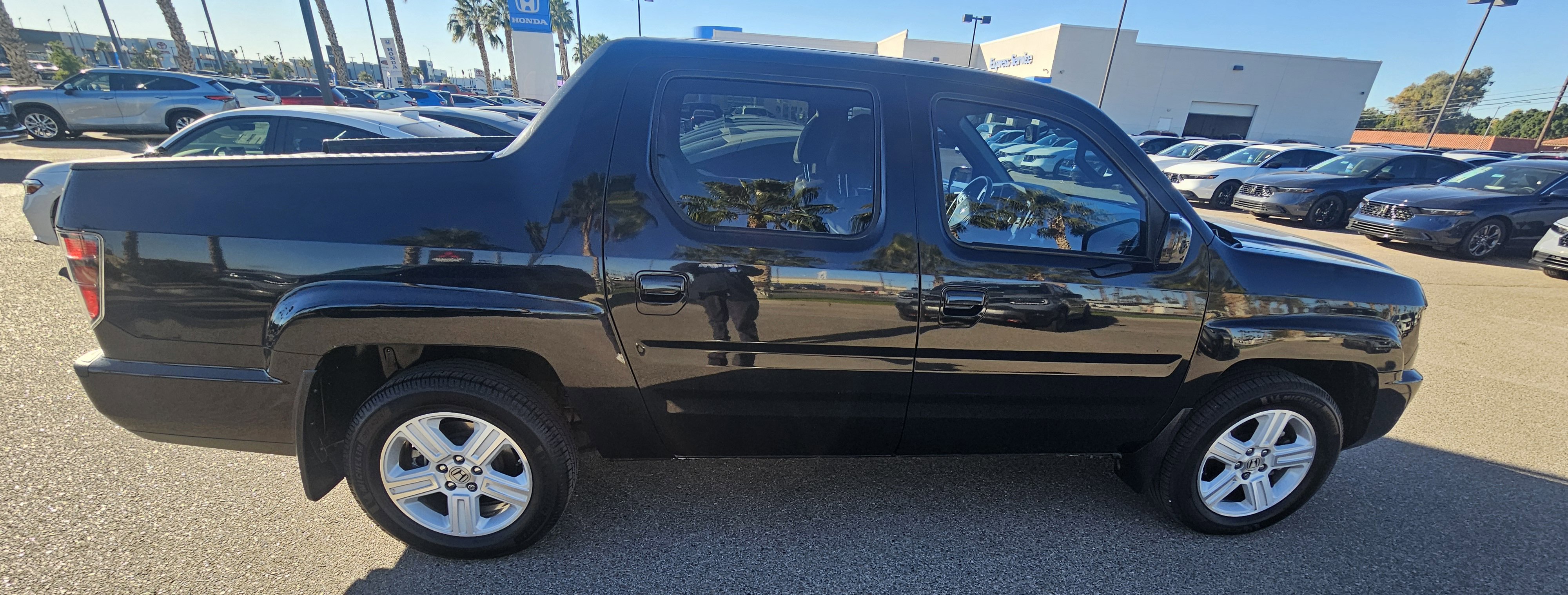 Used 2013 Honda Ridgeline RTL image 4