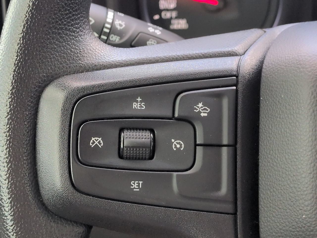 Used 2025 Chevrolet Silverado 1500 Custom RWD image 21