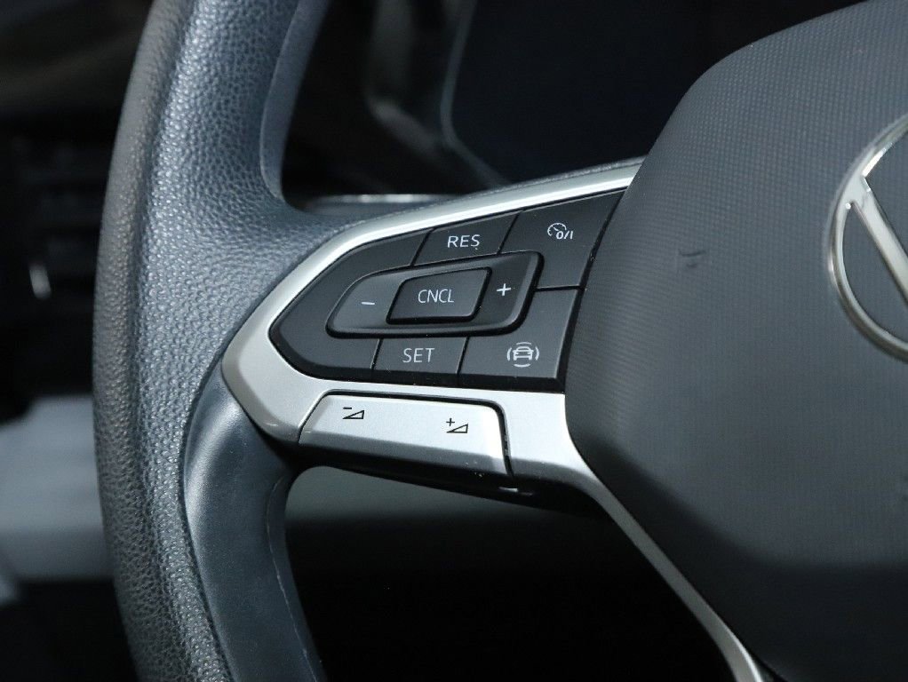 Used 2022 Volkswagen Taos S image 21