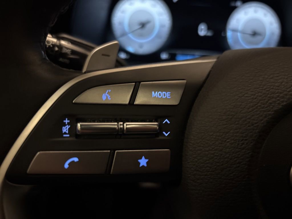 Used 2024 Hyundai Palisade Calligraphy image 17