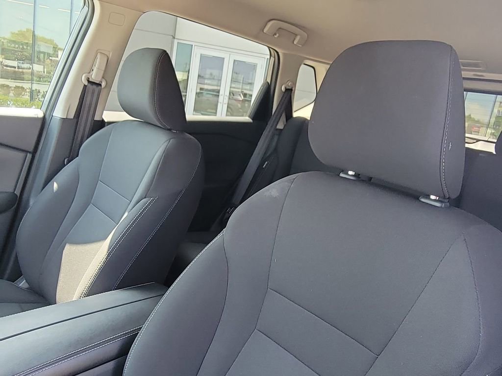 Used 2025 Nissan Rogue S FWD image 25