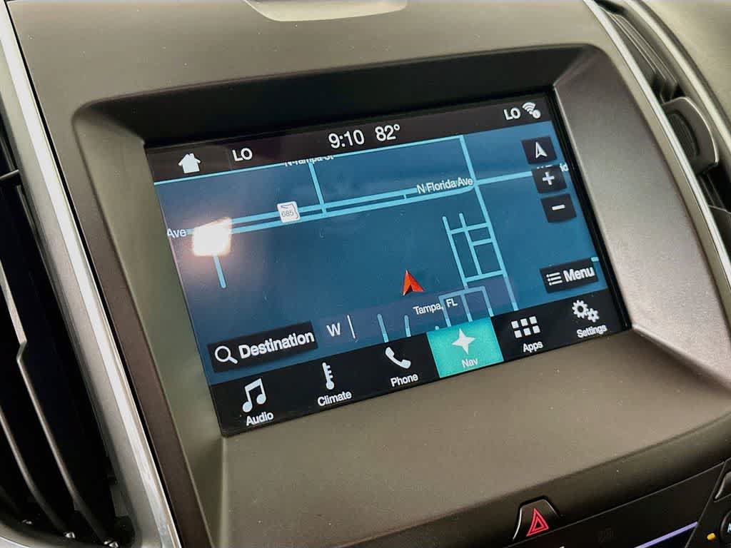 Used 2017 Ford Edge Titanium w/ Equipment Group 302A AWD/4WD image 28