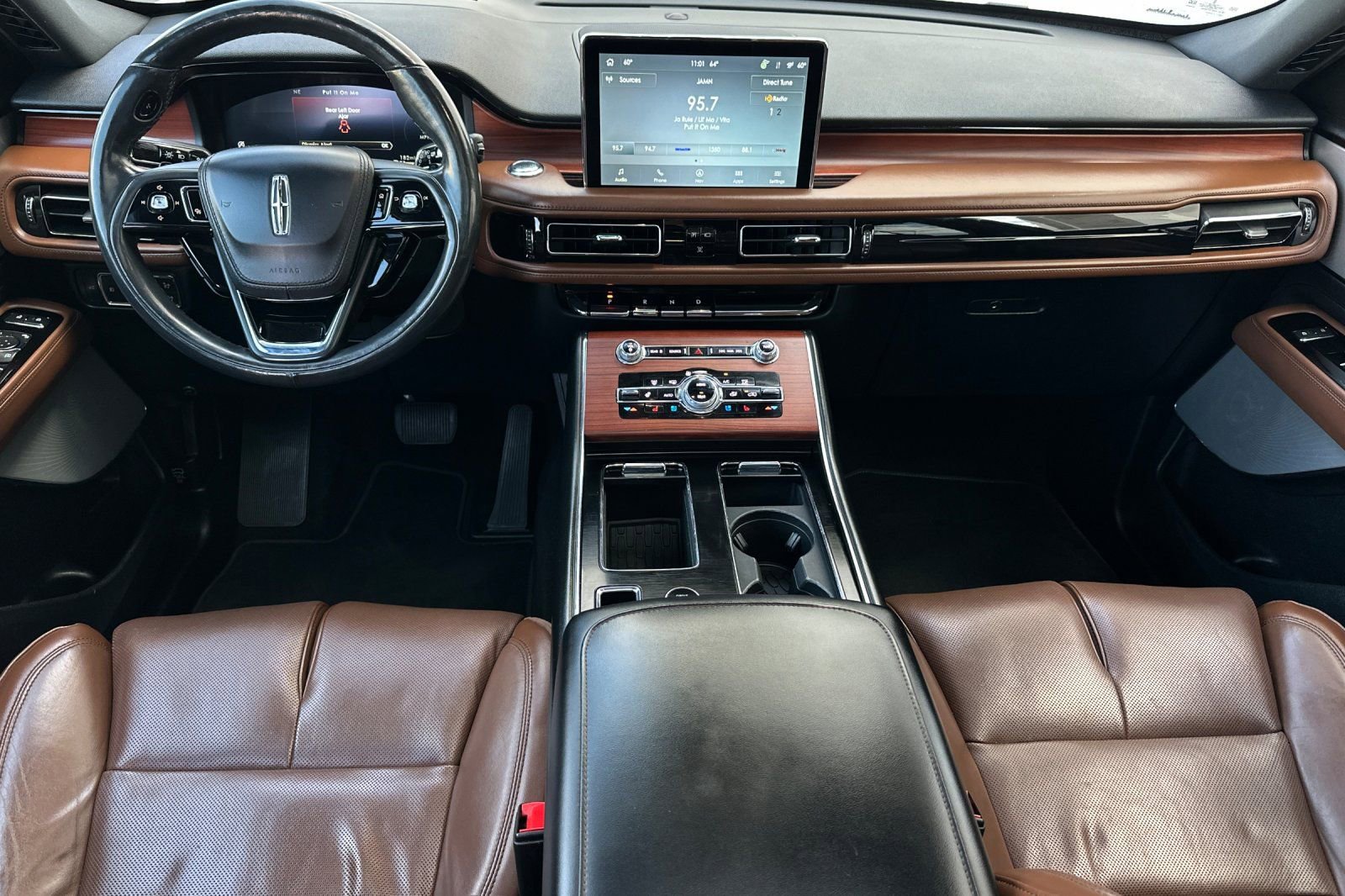 Certified 2021 Lincoln Aviator Reserve w/ Equipment Group 210A image 12