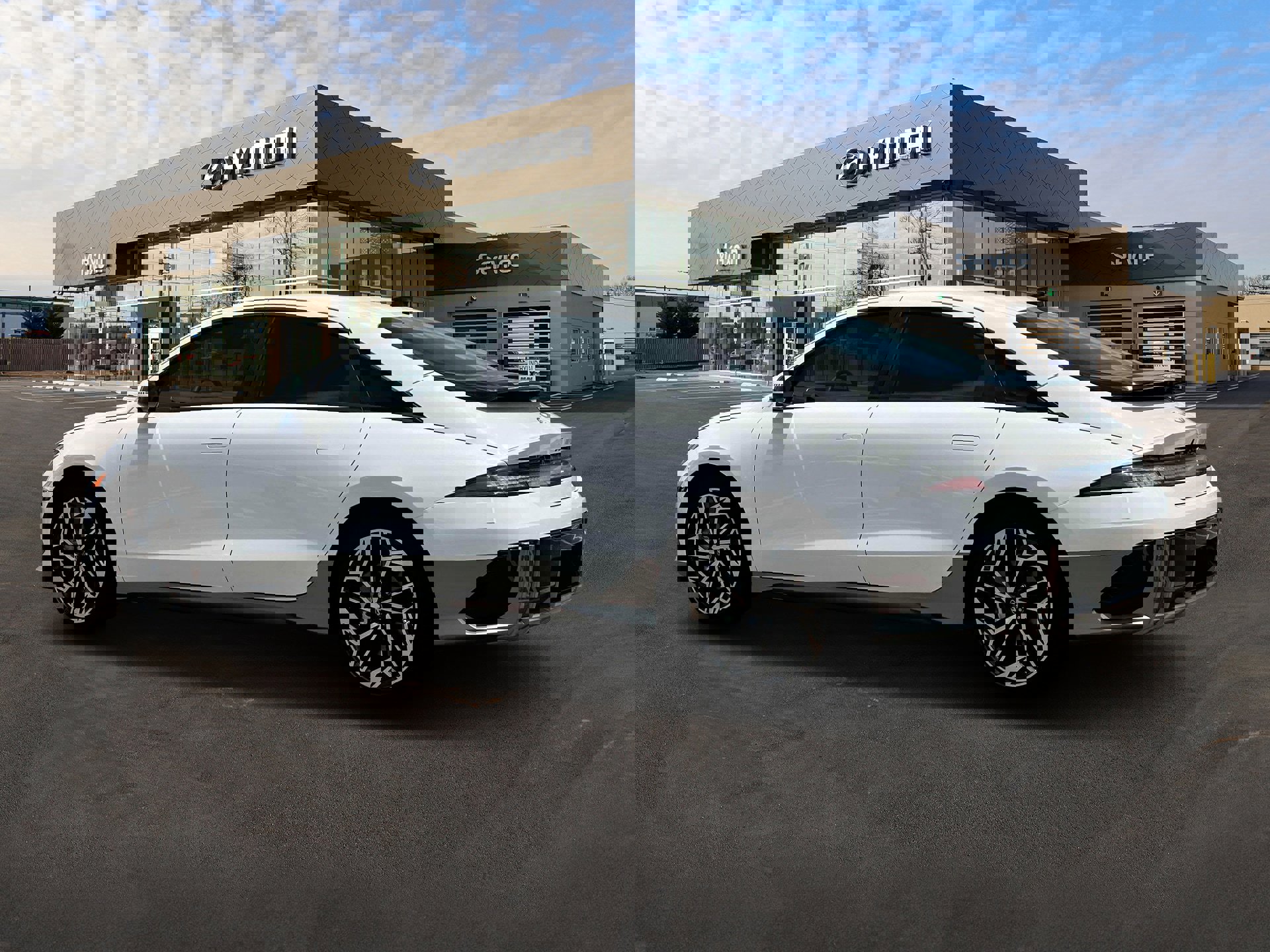 New 2025 Hyundai Ioniq 6 SEL image 4