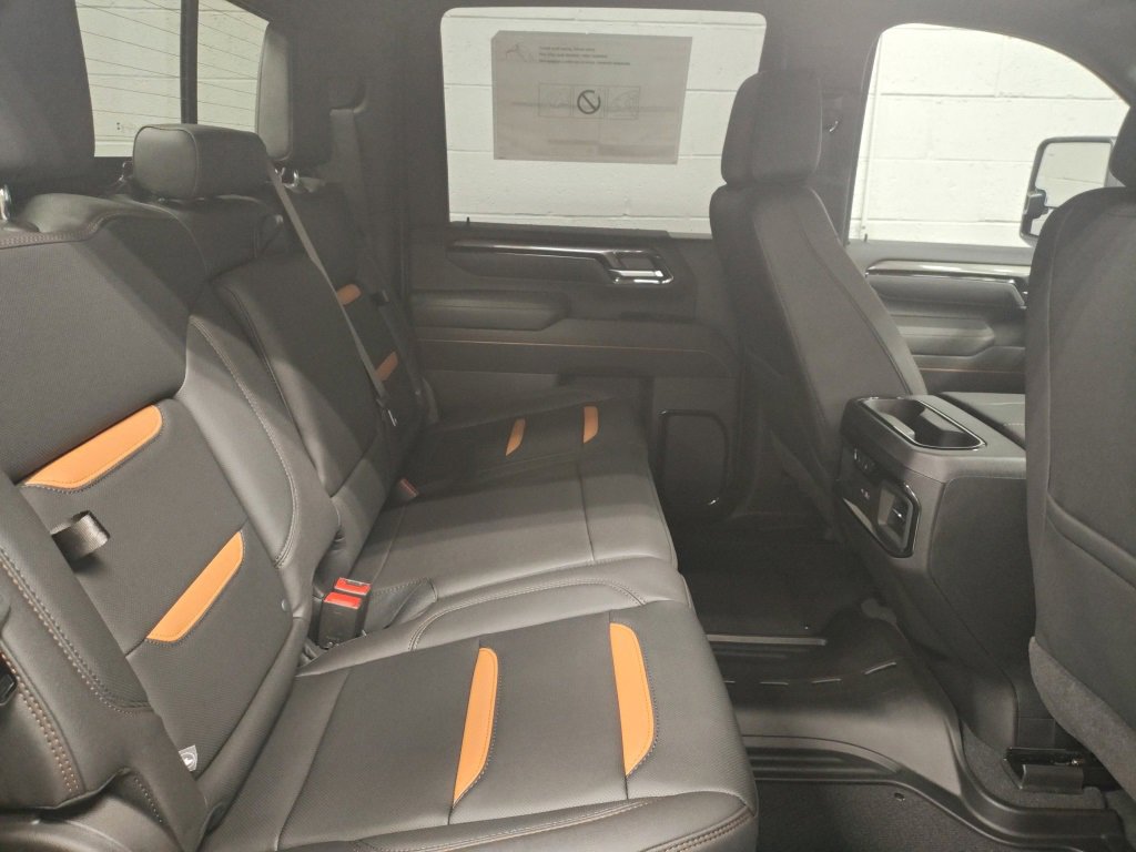 New 2026 GMC Sierra 2500 AT4 w/ Technology Package image 12