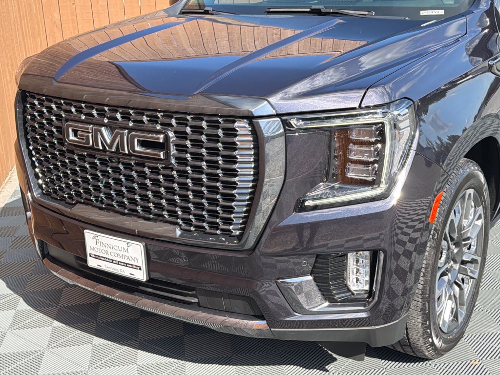 Used 2024 GMC Yukon XL Denali Ultimate AWD/4WD image 23