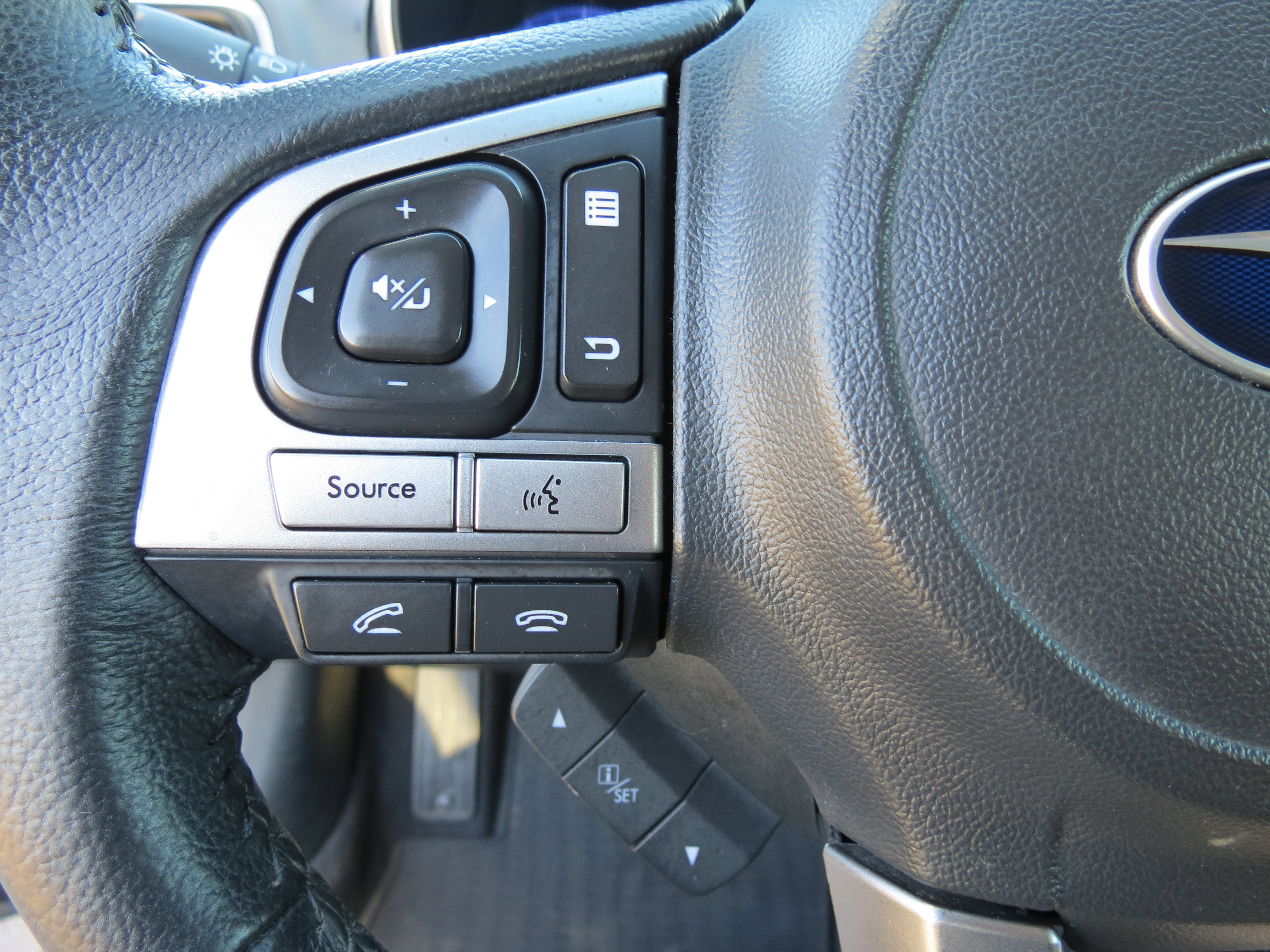 Used 2017 Subaru Outback 2.5i Limited image 14