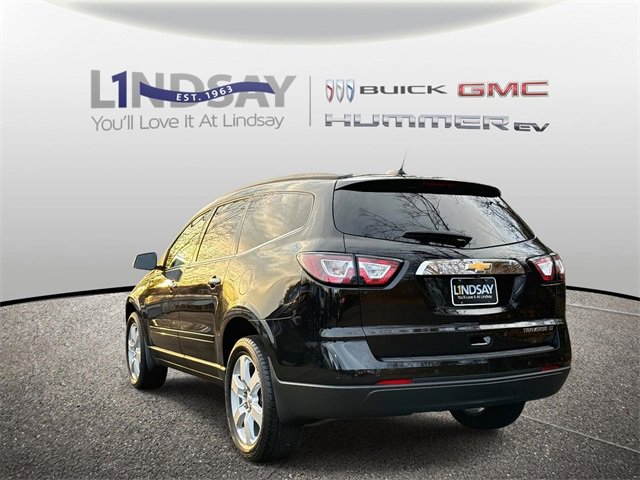 Used 2016 Chevrolet Traverse LT w/ Style and Technology Package image 4