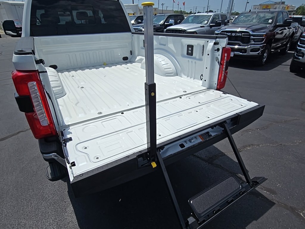 New 2026 Ford F350 4x4 Crew Cab Super Duty image 71