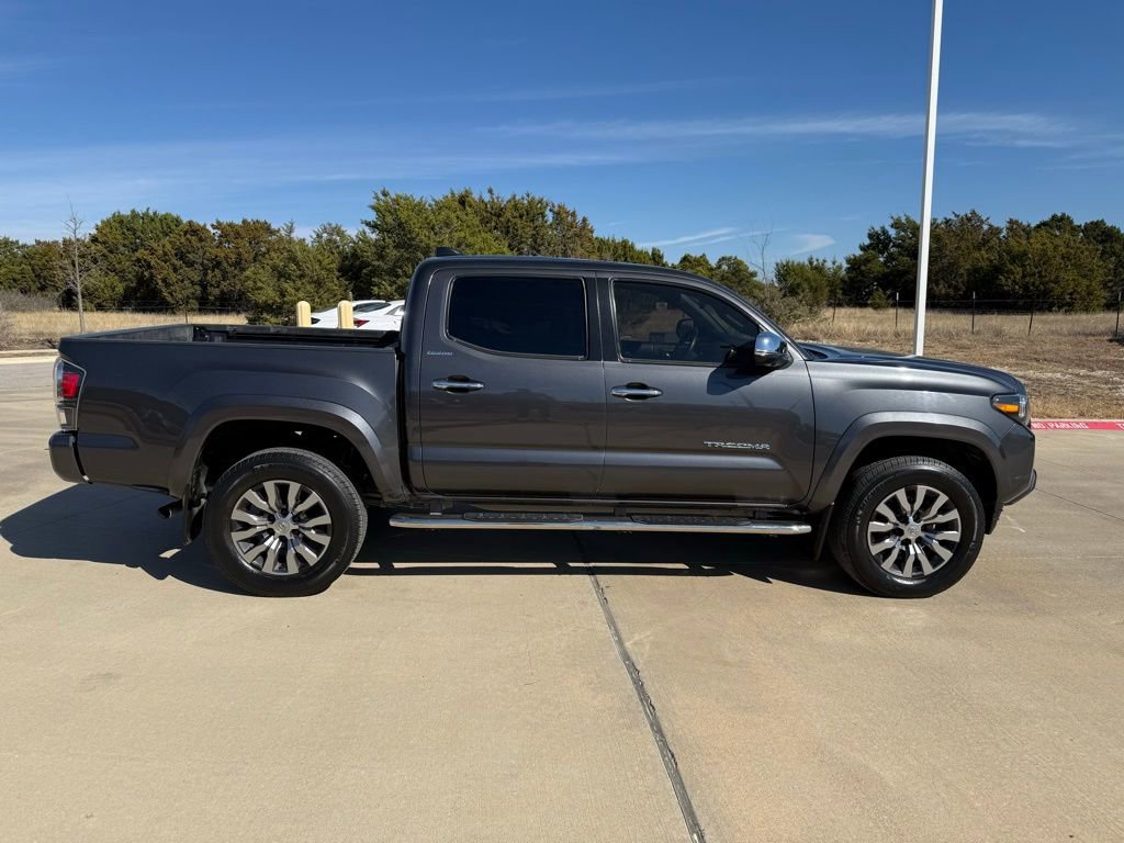 Used 2023 Toyota Tacoma Limited image 4