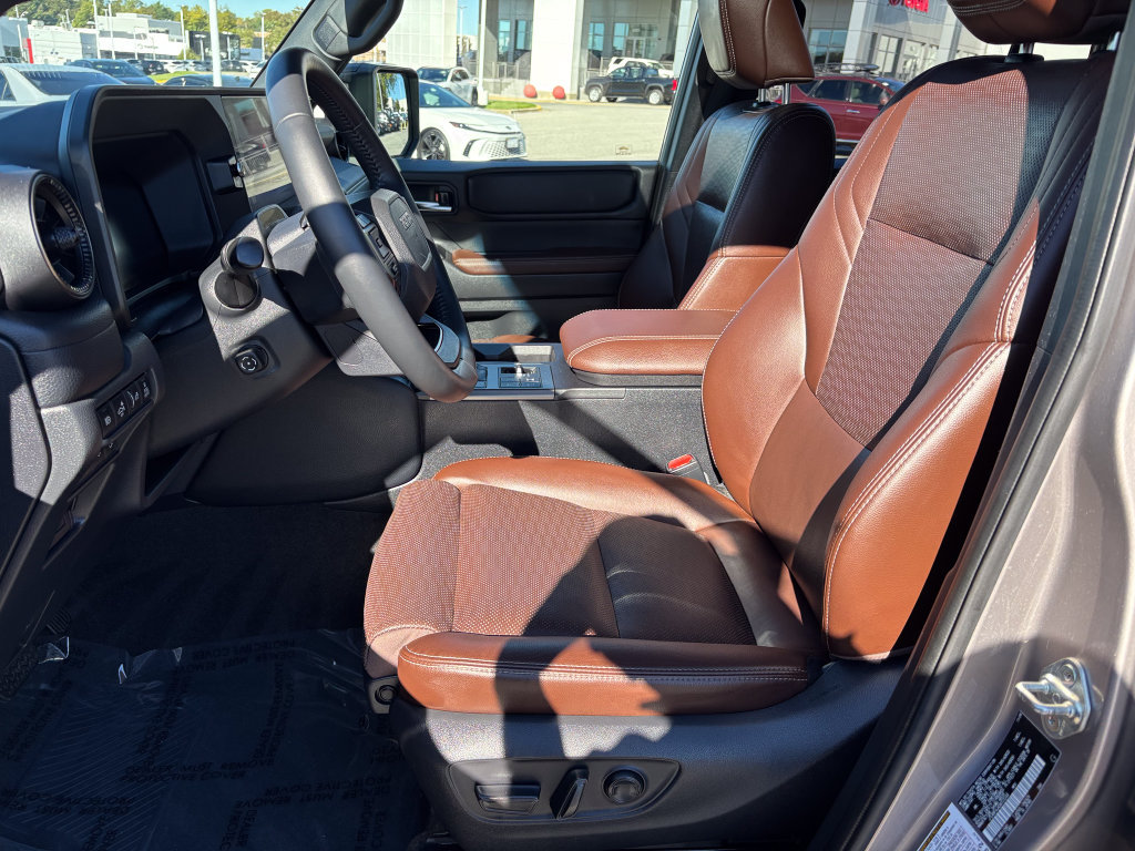Certified 2025 Toyota Land Cruiser w/ Premium Package AWD/4WD image 19