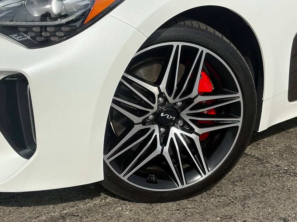 Used 2023 Kia Stinger GT2 AWD/4WD image 4