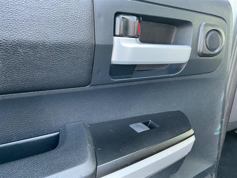 Used 2016 Toyota Tundra SR5 w/ TRD Off Road Package image 23