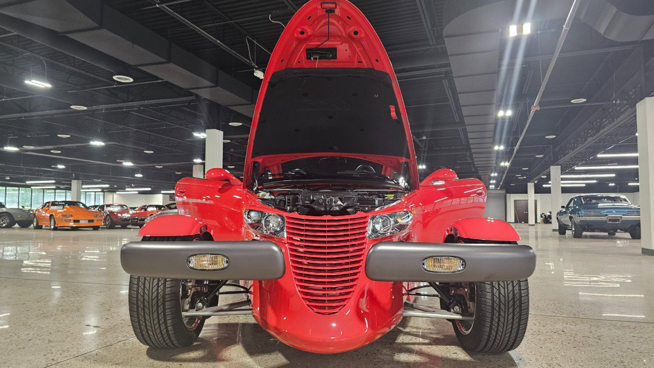 Used 1999 Plymouth Prowler image 22
