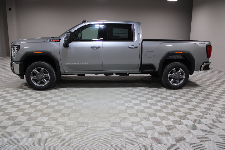 New 2026 GMC Sierra 2500 SLE w/ SLE Value Package; AWD/4WD image 8