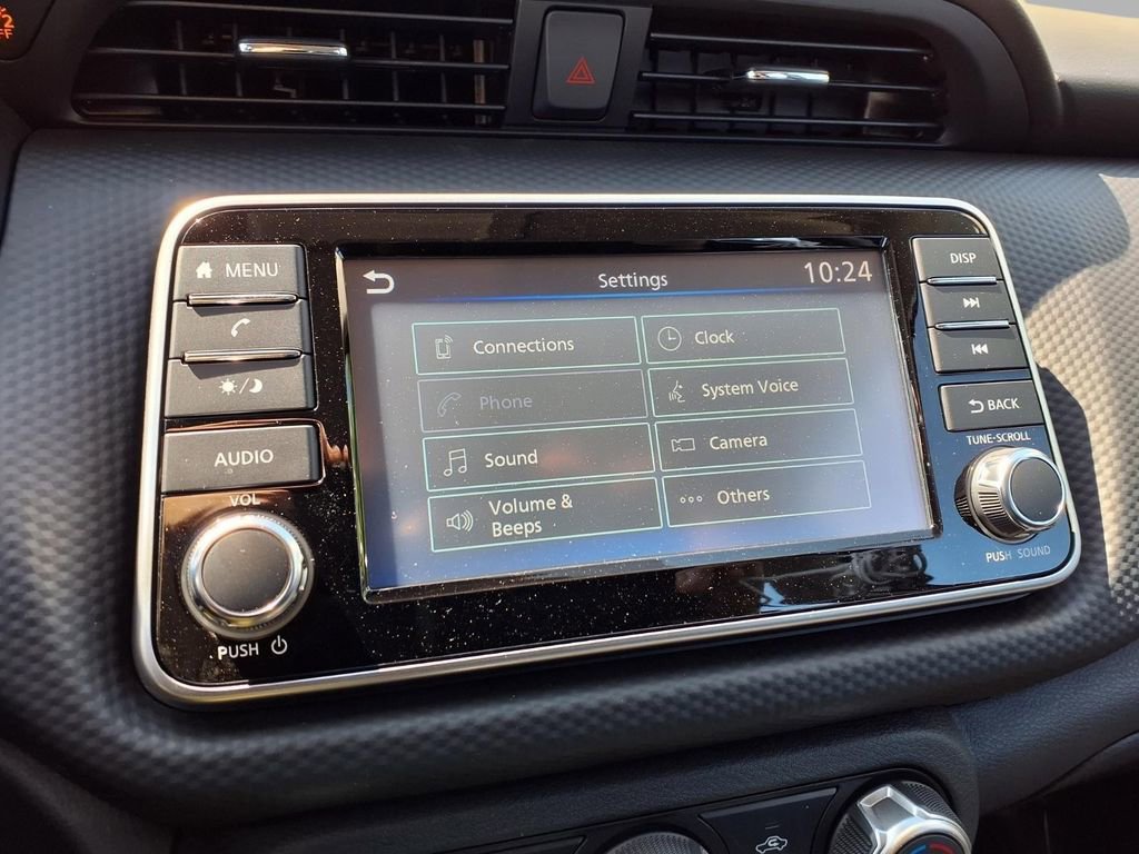 Used 2025 Nissan Kicks Play S FWD image 7