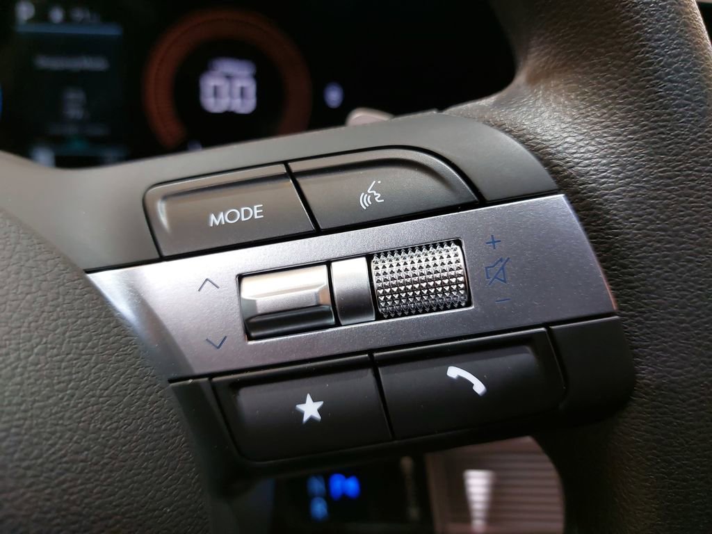 New 2026 Hyundai Tucson Blue SE image 18