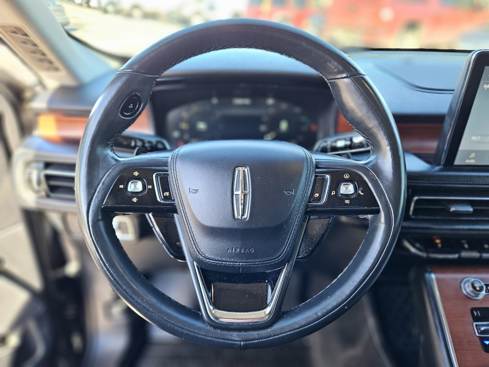 Used 2020 Lincoln Aviator Reserve w/ Elements Package Plus image 28