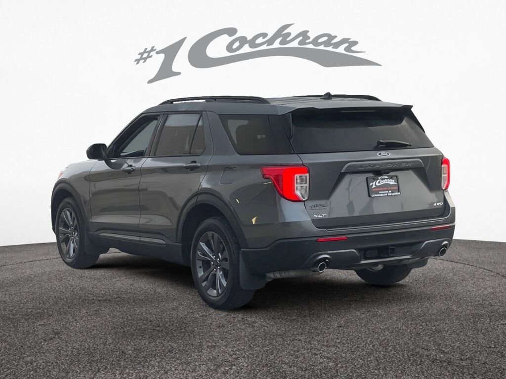 Used 2023 Ford Explorer XLT w/ Equipment Group 202A image 5