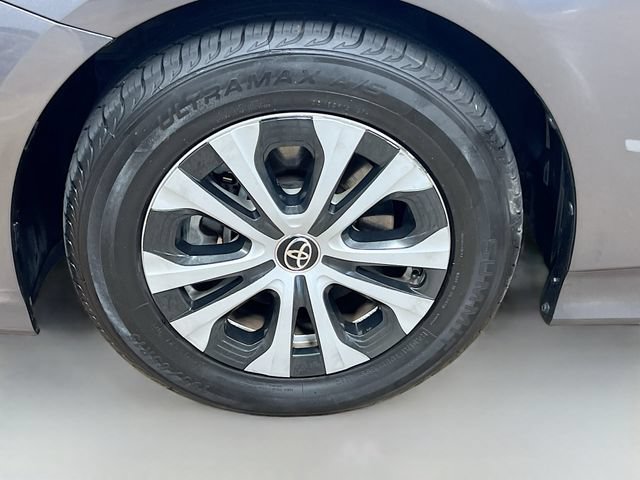 Used 2020 Toyota Prius Prime XLE FWD image 31