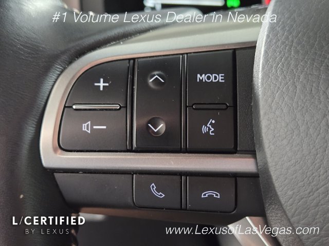 Used 2023 Lexus GX 460 Premium w/ Accessory Package AWD/4WD image 31