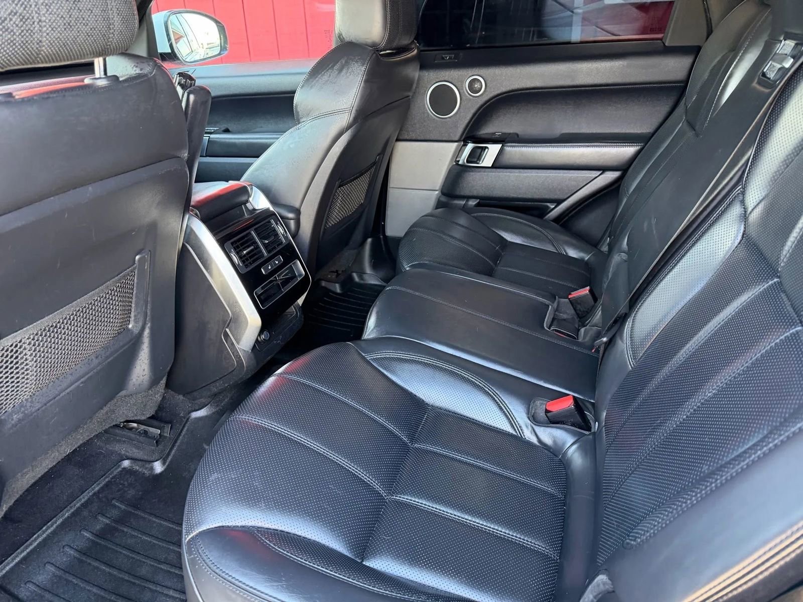 Used 2017 Land Rover Range Rover Sport HSE image 7