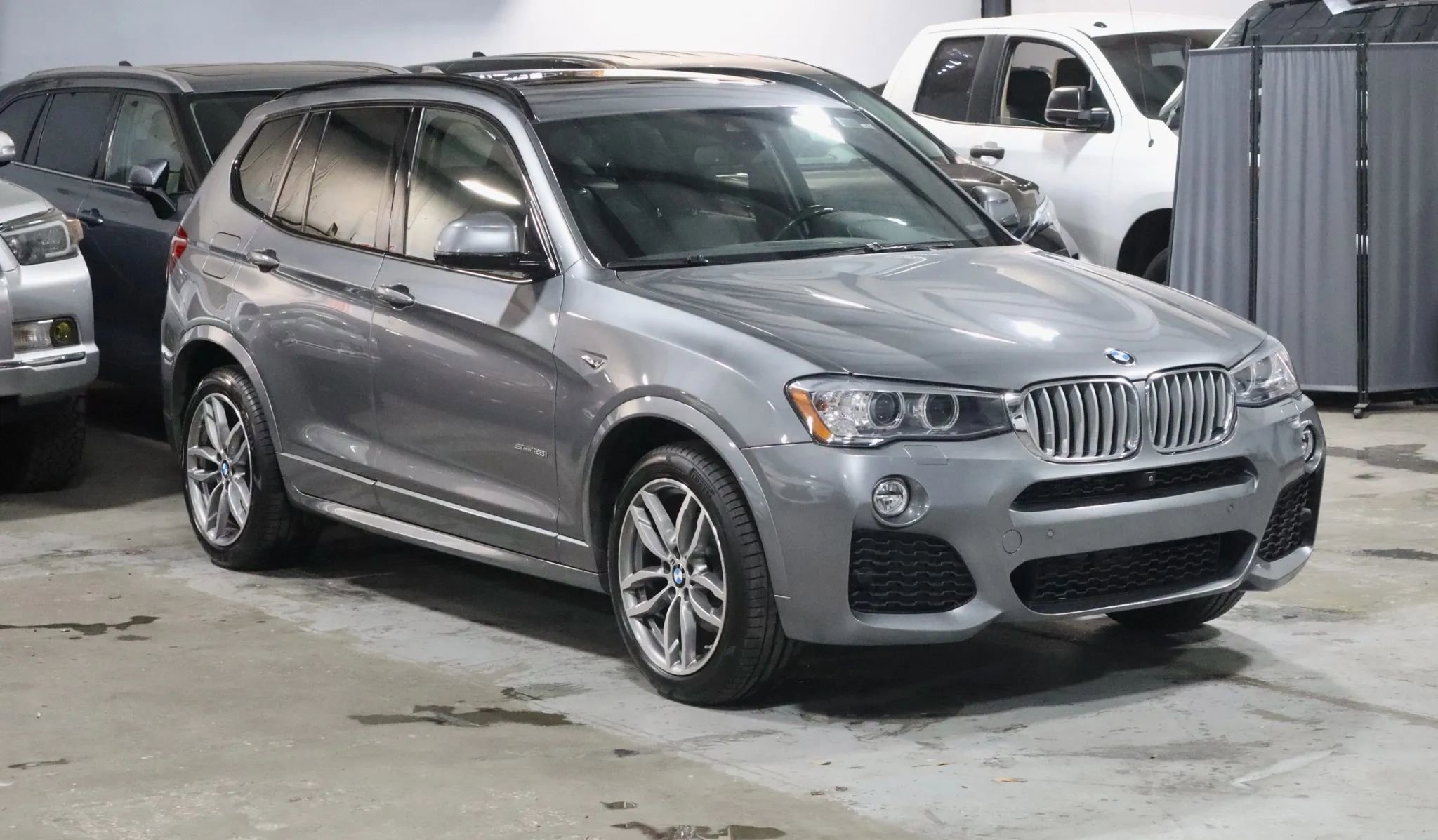 Used 2017 BMW X3 sDrive28i image 3