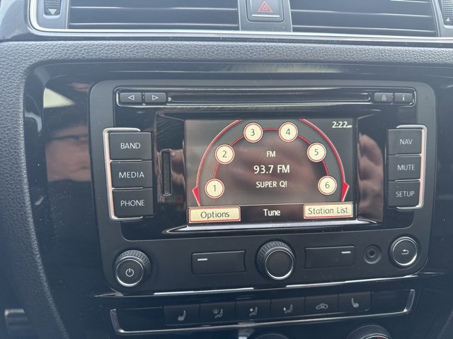 Used 2015 Volkswagen Jetta GLI SEL image 24