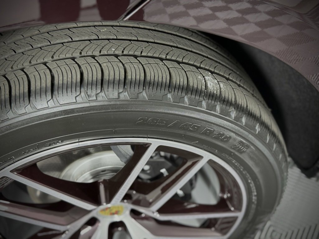 New 2025 Porsche Macan image 15