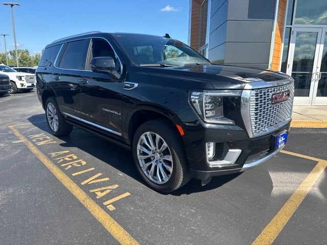 Used 2024 GMC Yukon Denali w/ Denali Reserve Package AWD/4WD image 2