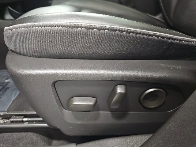 Used 2021 Buick Envision Essence AWD/4WD image 16