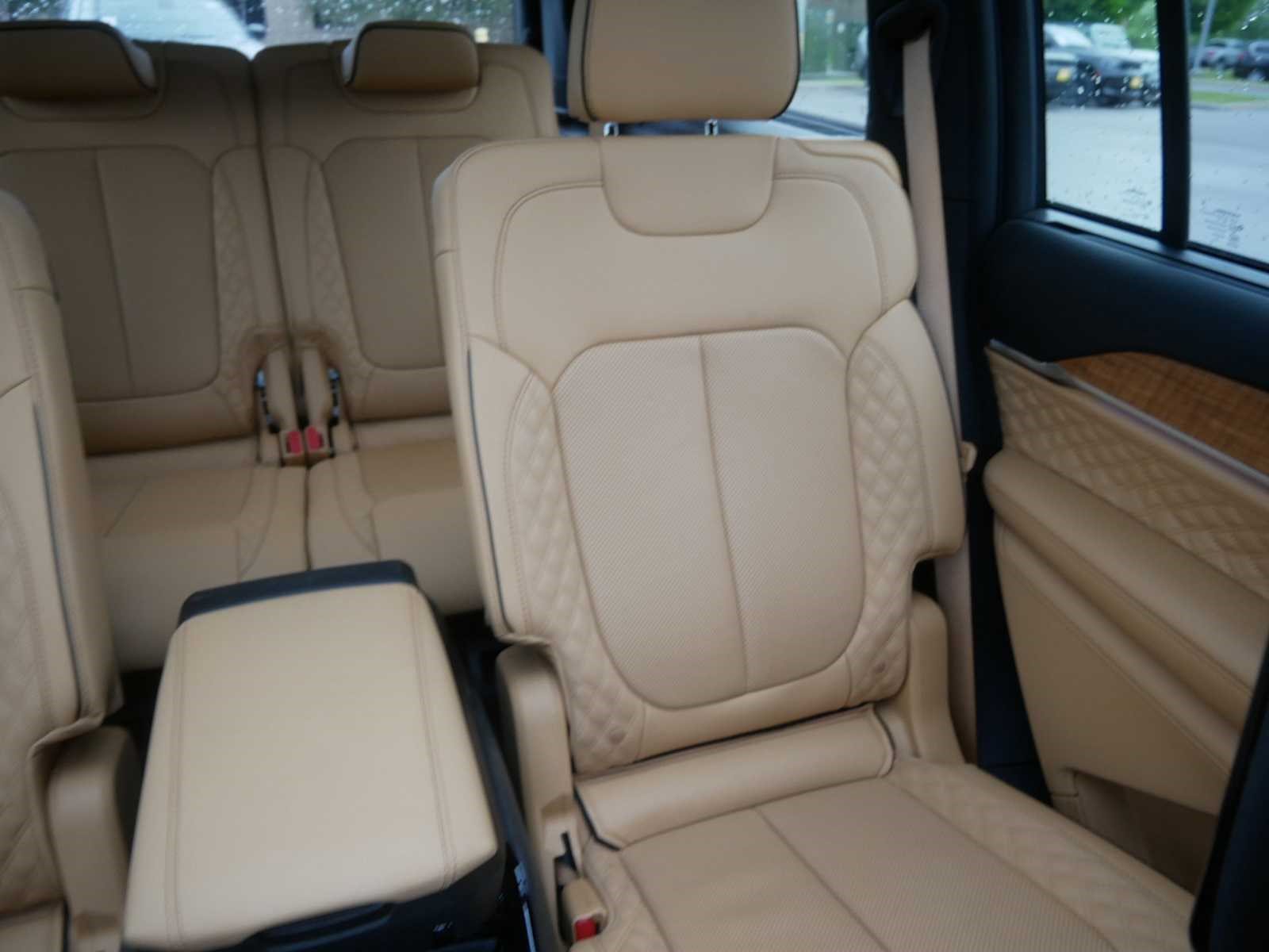 Used 2024 Jeep Grand Cherokee L Summit AWD/4WD image 14