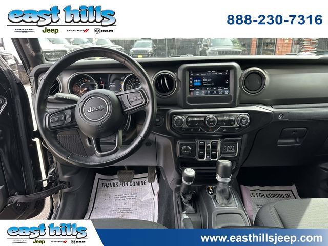 Certified 2022 Jeep Gladiator Sport AWD/4WD image 17