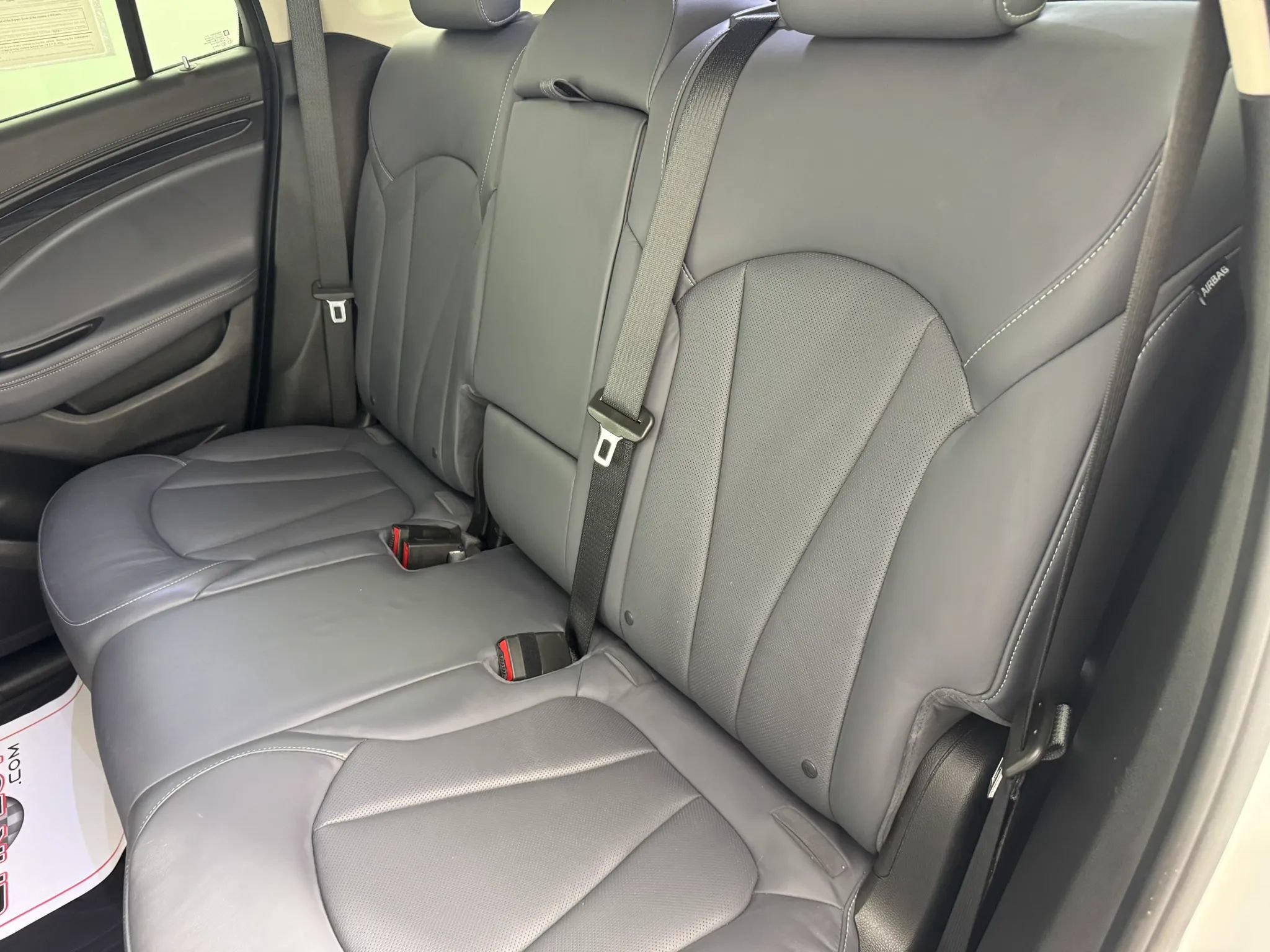 Used 2020 Buick Envision Essence FWD image 37