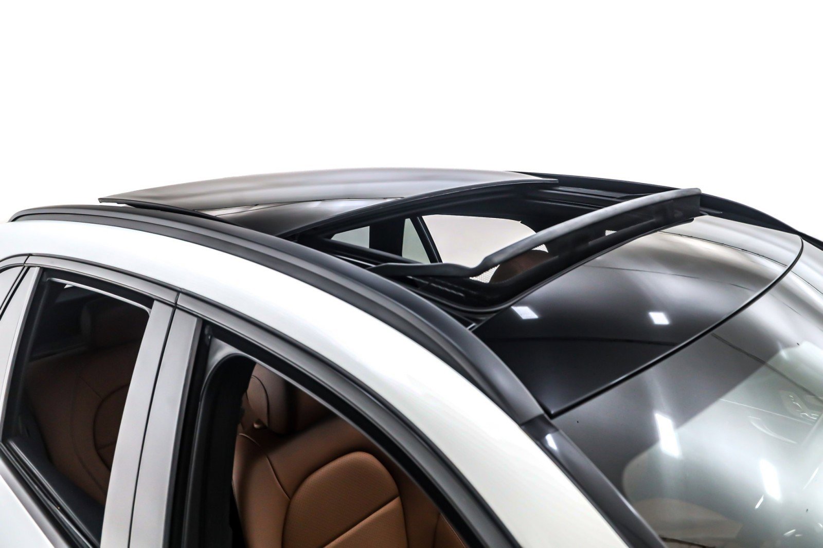 Used 2022 Mercedes-Benz GLC 300 image 22