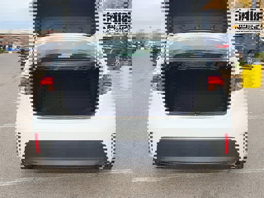 Used 2024 Toyota Corolla LE image 11