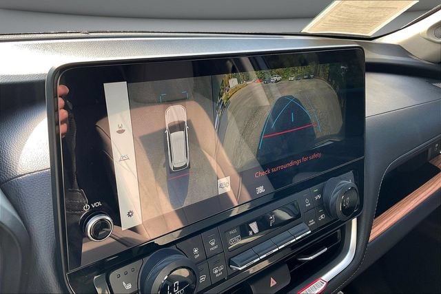 Used 2026 Toyota Grand Highlander FWD image 16