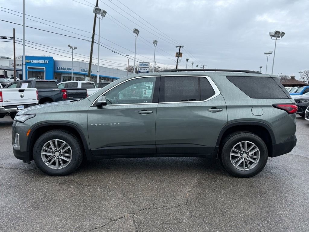 Used 2023 Chevrolet Traverse LT w/ LPO, Floor Liner Package image 7